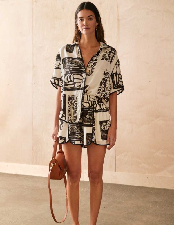 Eymara shorts by Sancia