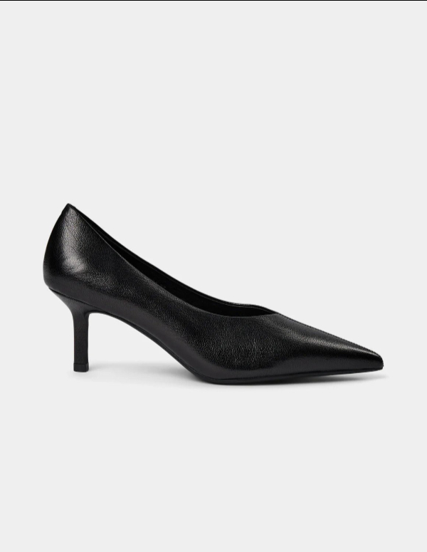 GigiSW stiletto by Sofie Schnoor