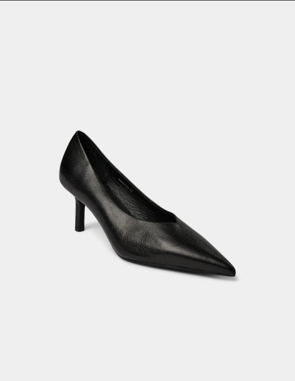GigiSW stiletto by Sofie Schnoor