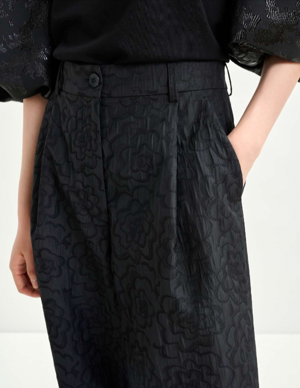 sample Instore trousers by Essentiel Antwerp