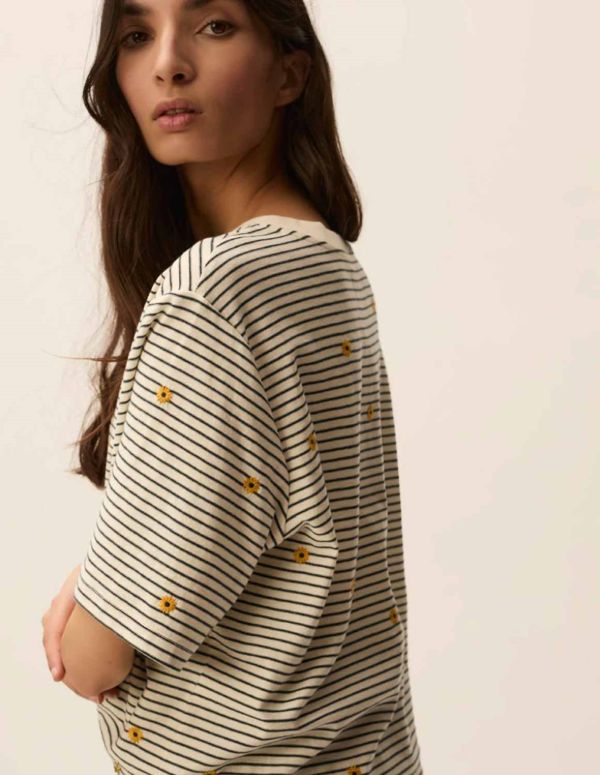 Josef tee by Des Petits Hauts