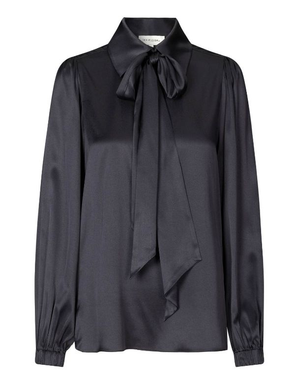 Kikkidea blouse by Dea Kudibal