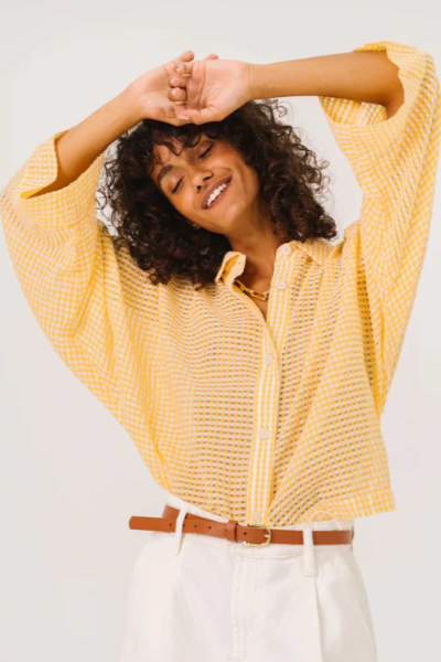Laelia giallo shirt by Sacrécoeur