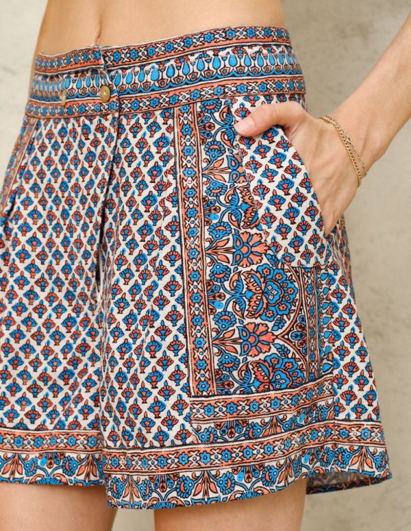 Viti shorts (orange) by M.A.B.E