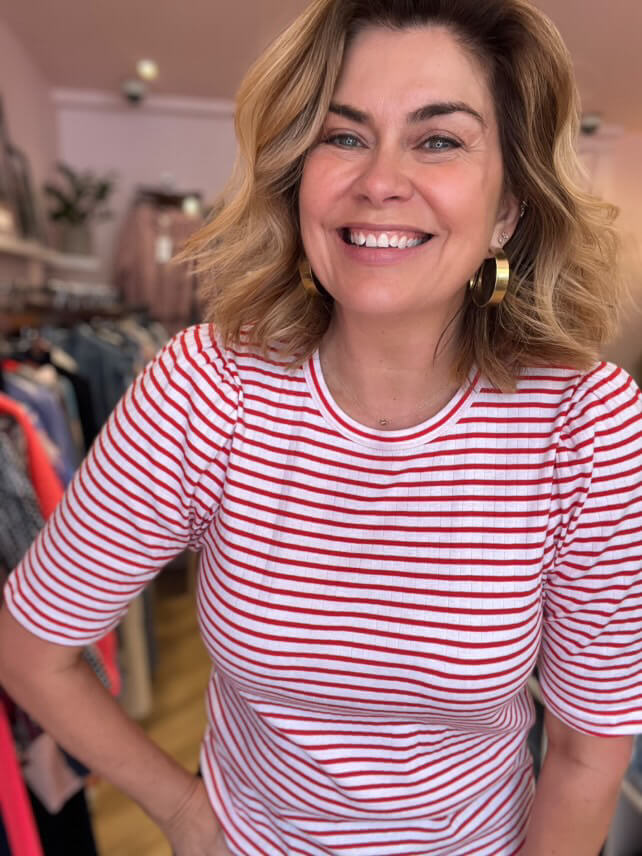 Amanda Lamb in Jikolaz Top from Munthe