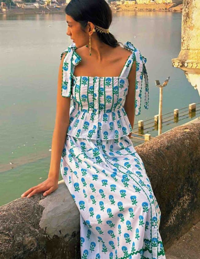 Pink City Prints hattie top - aqua model