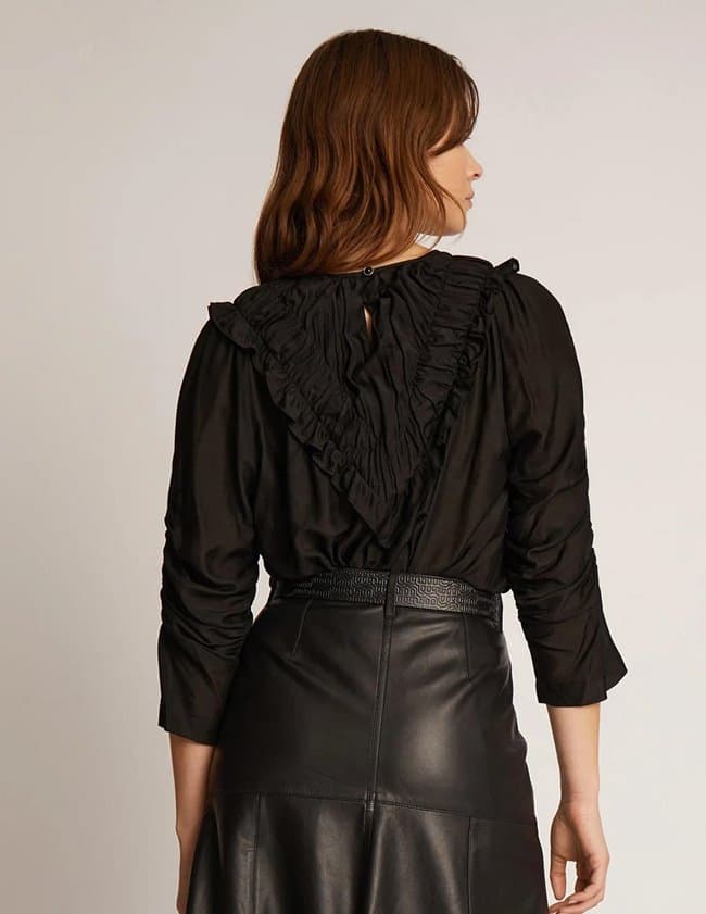 Munthe tenda top - black model