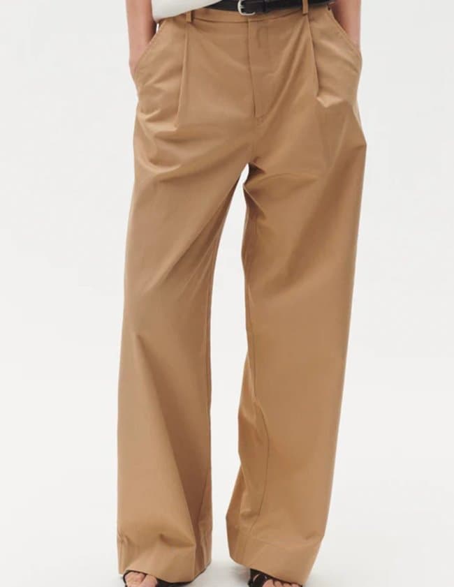 Beta Studios klara trousers - safari side