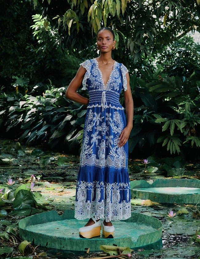 Farm Rio romantic richelieu maxi dress - blue model