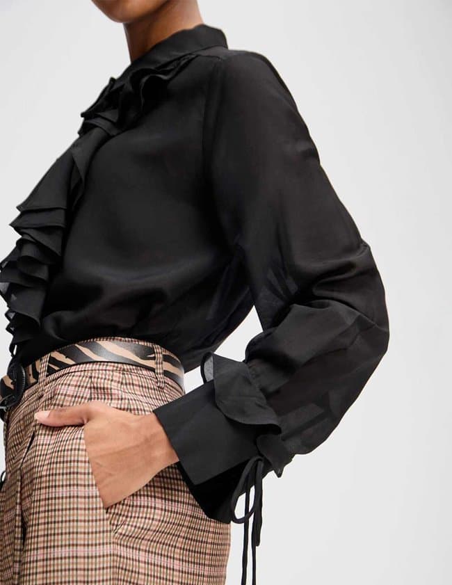 Munthe lesienna top - black detail