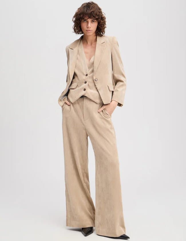 Munthe lawo jacket - latte side