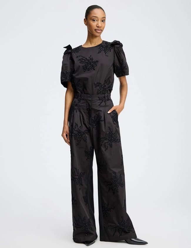 Munthe ryme top - black side