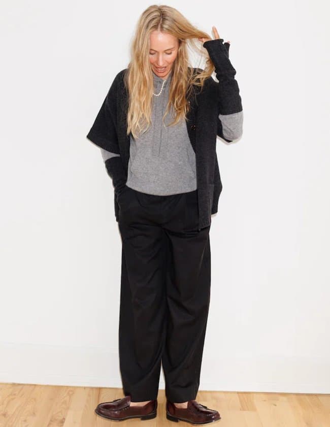 Beta Studios lottie mittens - pepper detail