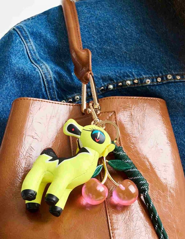 Essentiel Antwerp iboni keyring - cherry detail