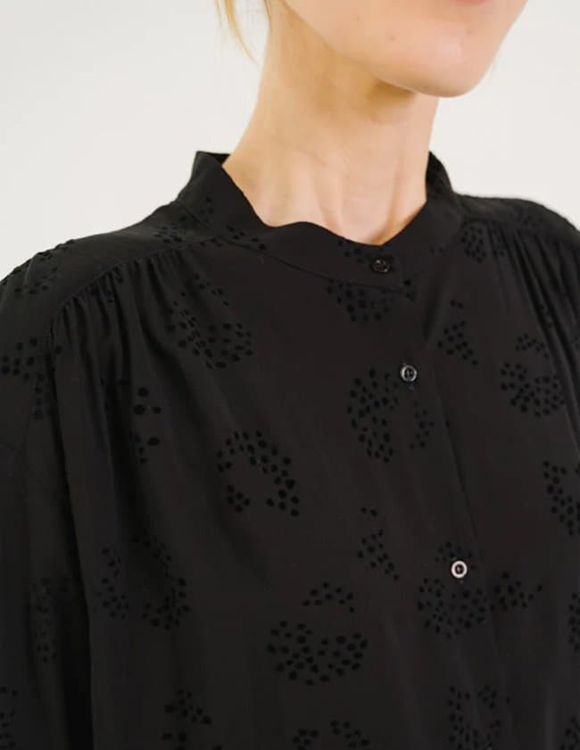 Sacrécoeur ella blouse - black side