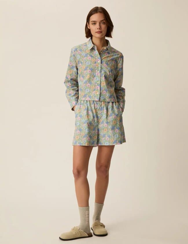 Des Petits Hauts umami shorts - flower print side