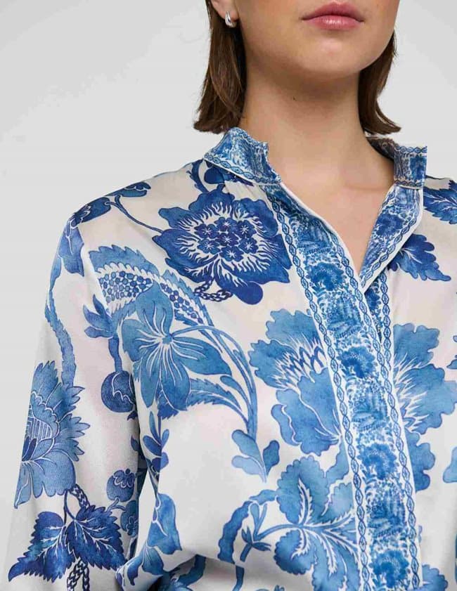 Dea Kudibal danittadea blouse - blossom detail
