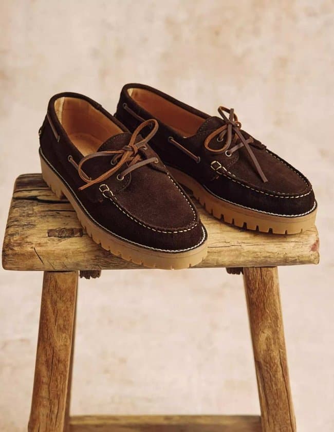 Penelope Chilvers federico boat shoe - chocolate back