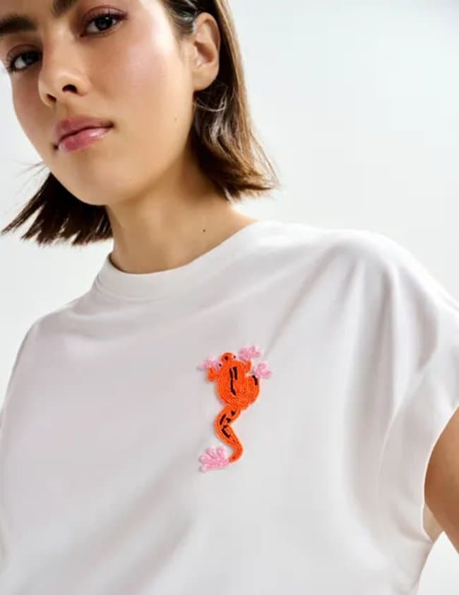 Essentiel Antwerp jungala t - shirt - off white side