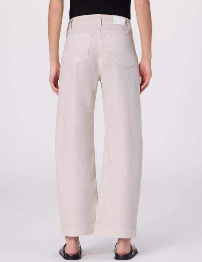 Paige Arellia Ankle Jean in Vintage Stone model