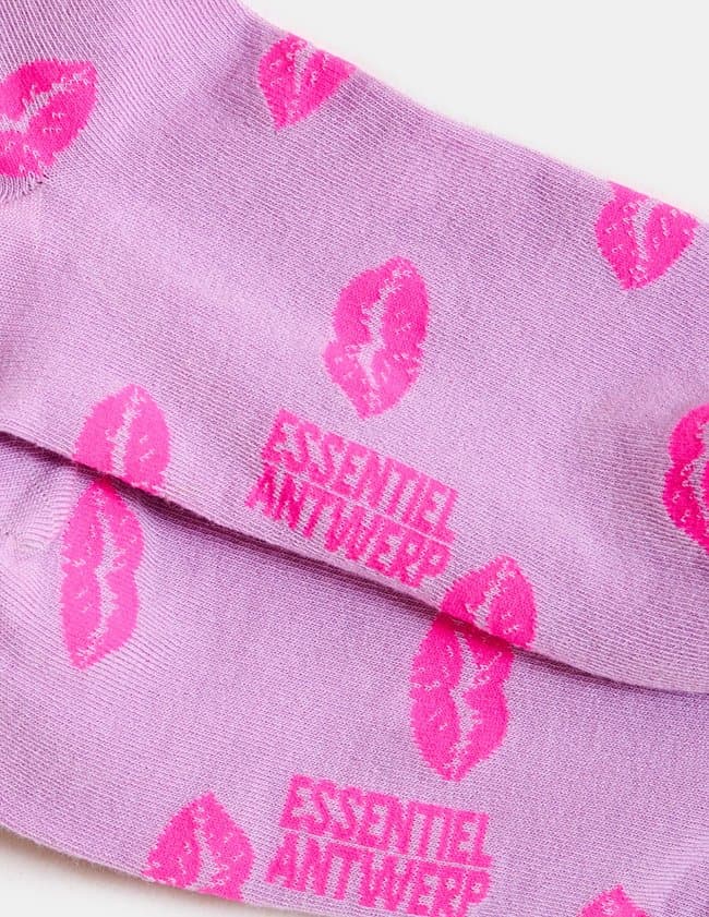 Essentiel Antwerp jisous socks - pink side