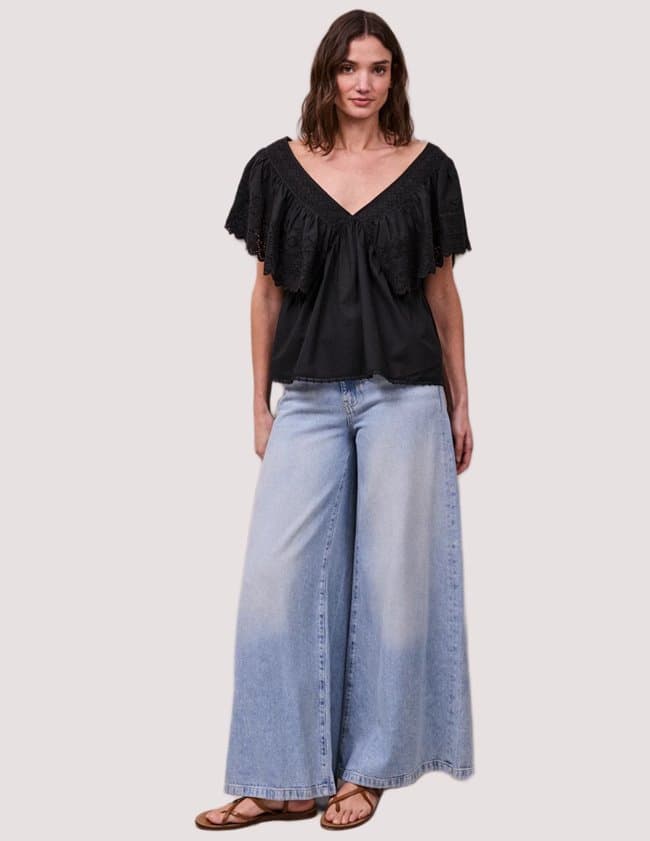 FAUNE camelia top - black model