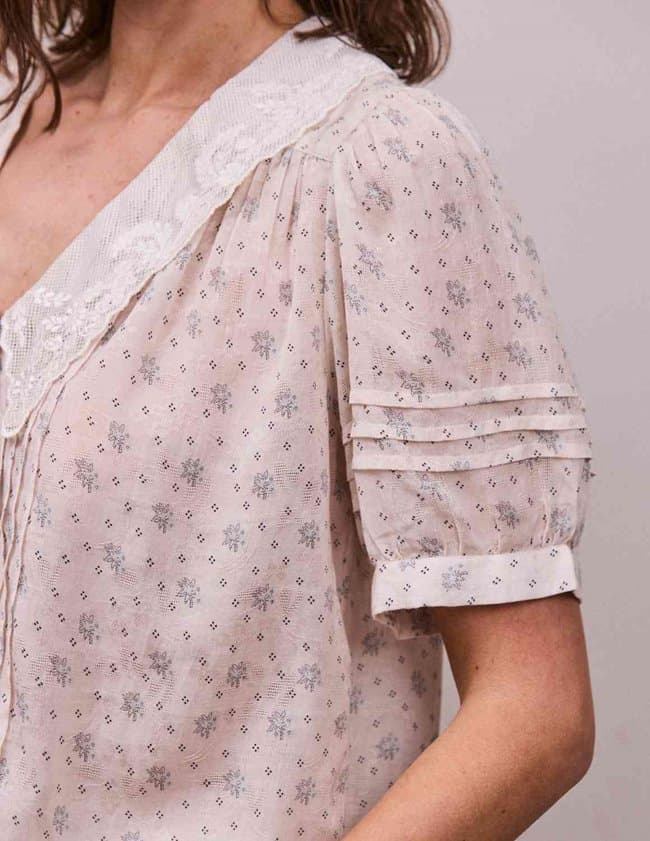 FAUNE deco blouse - cornflower print side
