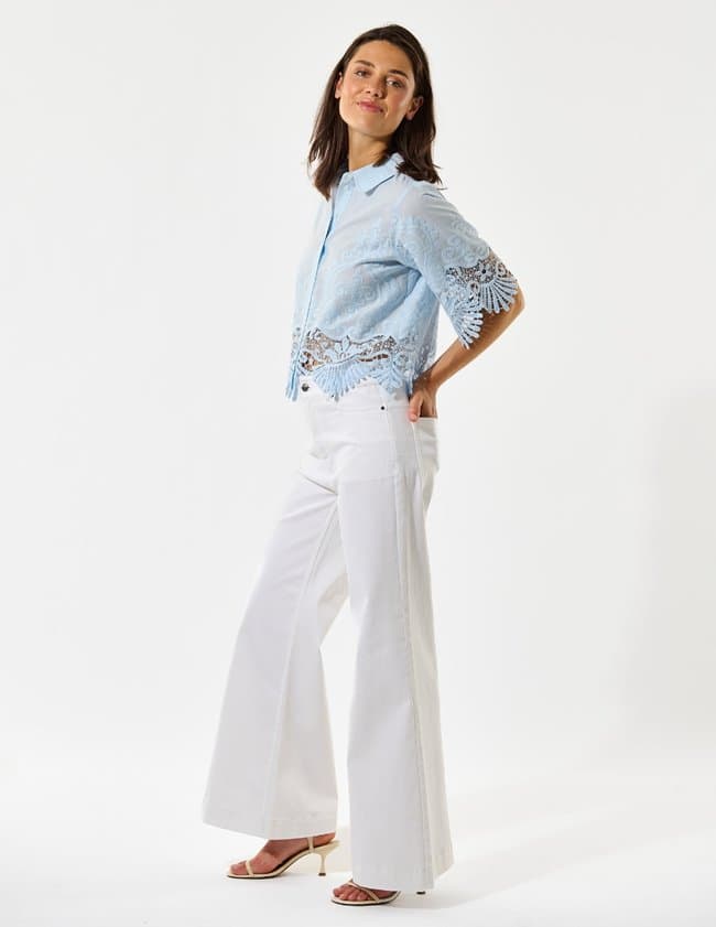 Dea Kudibal blondiedea shirt - sky side