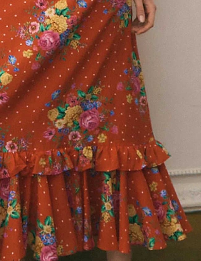 Queens of Archive cherry dress - red detail