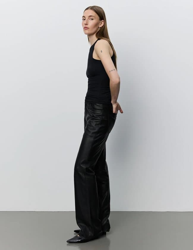 Sofie Schnoor gattisw leather trousers - black detail