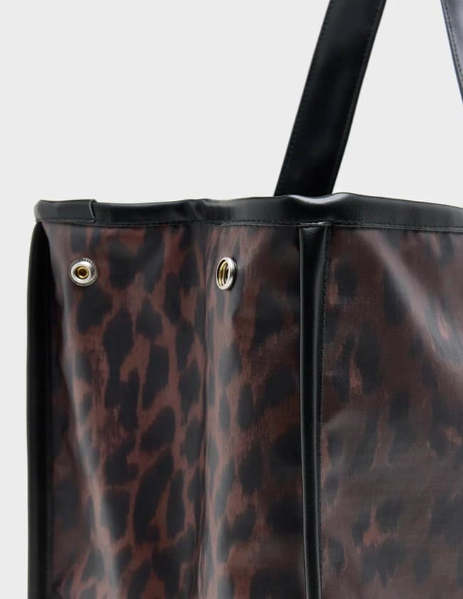 Bellerose hecky bag - smooth leopard side