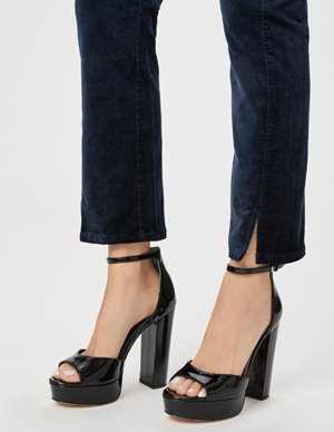 Paige Jeans cindy twisted seam/split jeans - navy model