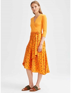 Rodebjer alva tech satin skirt - apricot back