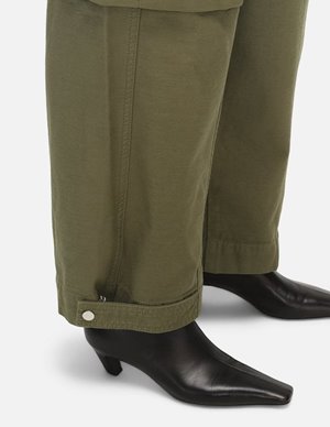 Frame wide leg cargo trousers model