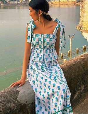 Pink City Prints hattie top - aqua model