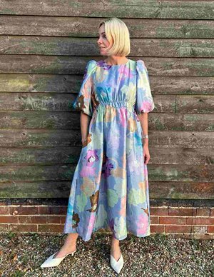 Preloved elizabeth dress - flower blue side