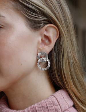 Caroline Svedbom gianna earrings - rhodium back
