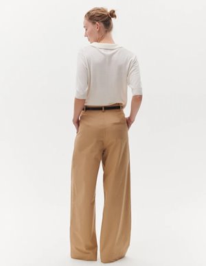 Beta Studios klara trousers - safari model