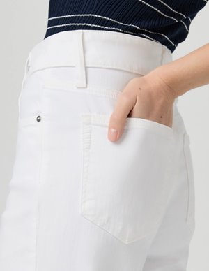 Paige Sasha Jeans White model