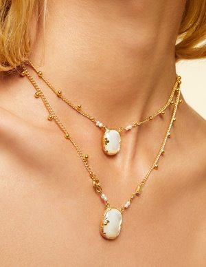Gas Bijoux scapulaire necklace - pearl back