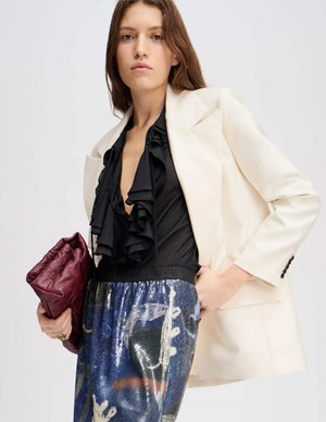 Munthe lesienna top - black side