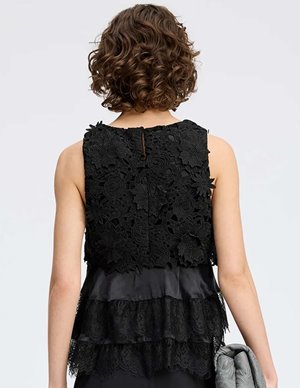 Munthe rachine top - black model