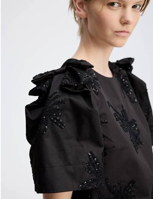 Munthe ryme top - black detail