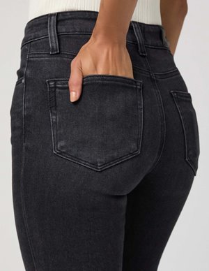 Paige Jeans marlow skimmer jean - black model