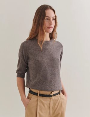 Beta Studios lady jumper - mole side