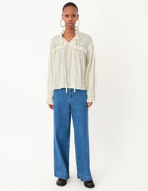 Lollys Laundry gemmall shirt - cream detail