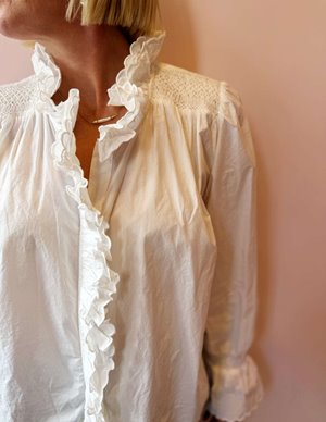 Feeka yasmina blouse - white back