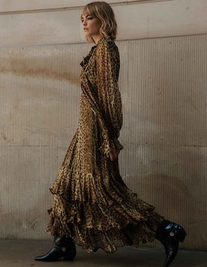 Queens of Archive farrah dress - animal print model