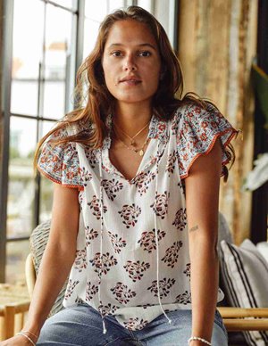 M.A.B.E APPAREL stella top - ecru