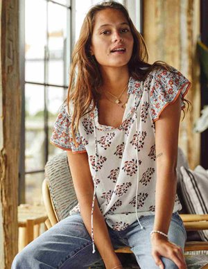 M.A.B.E APPAREL stella top - ecru detail